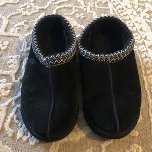 Black Ugg Clogs